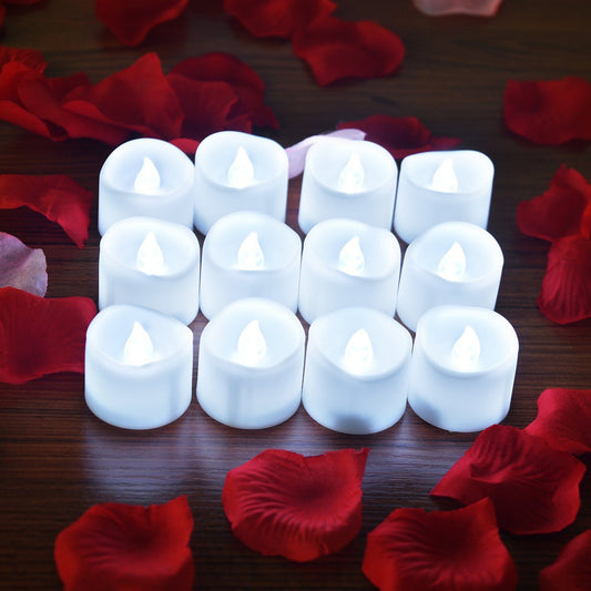 Frendorf | 12-teilig: LED Teelichtkerze mit 100 Stück Fake Rosenblüten