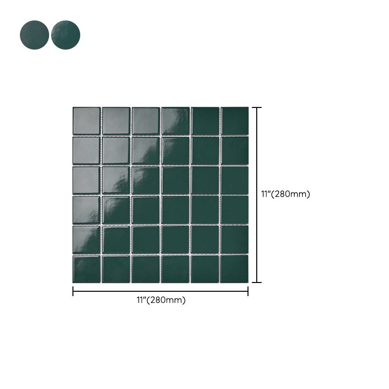 Frendorf | Quadrat Mosaik Peel & Stick Fliese in Grün Wasserbeständige Mosaikfliese