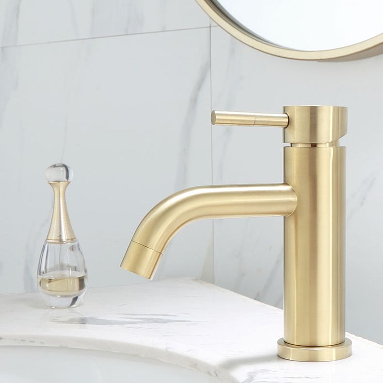 Frendorf | Deck Mounted Roman Tub Faucet Low Arc Tub Faucet Set in Gold