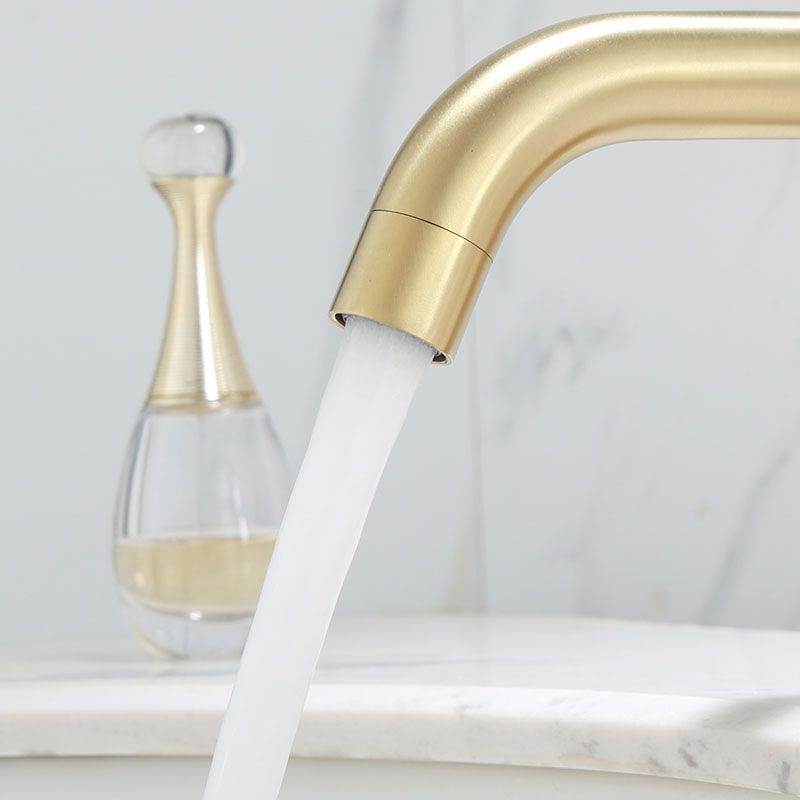 Frendorf | Deck Mounted Roman Tub Faucet Low Arc Tub Faucet Set in Gold
