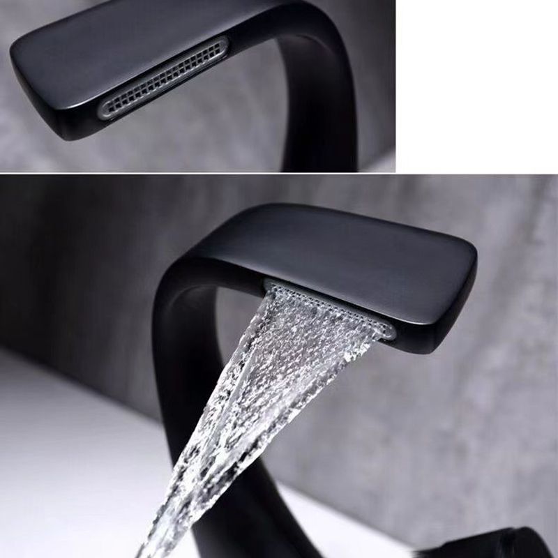 Frendorf | Knopfgriff Wasserhahn Zeitgenössischer Stil Wasserhahn mit Wasserfallauslauf