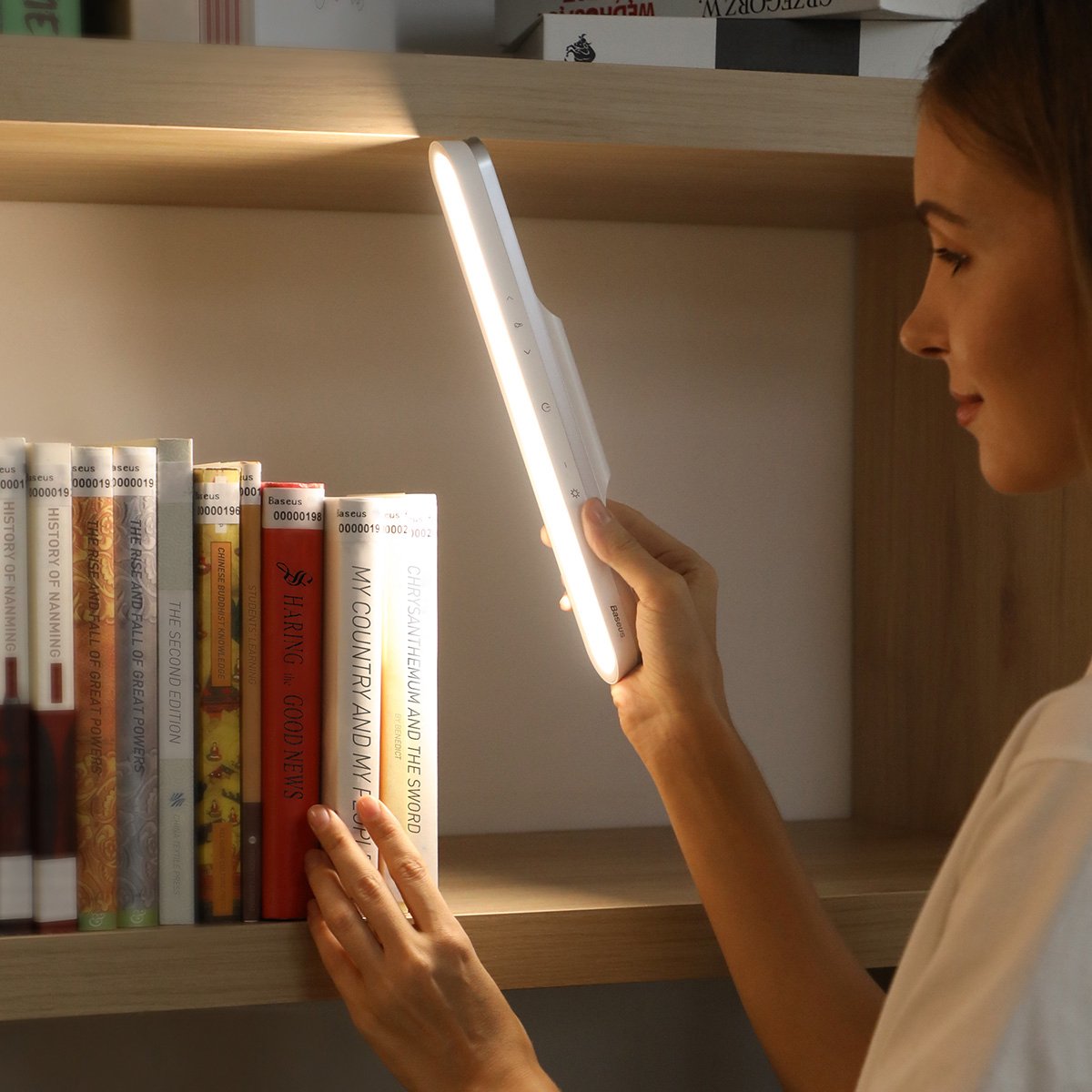 GlowLine – Minimalistische LED Lichtleiste mit Innovativer Funktionalität