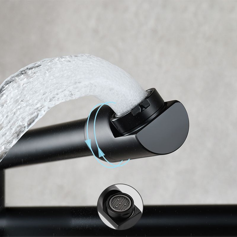 Frendorf | Moderner Pull-down Wasserhahn Einhand Wandmontierter Topf-Füller Niedrigprofil 1-Halter Füller