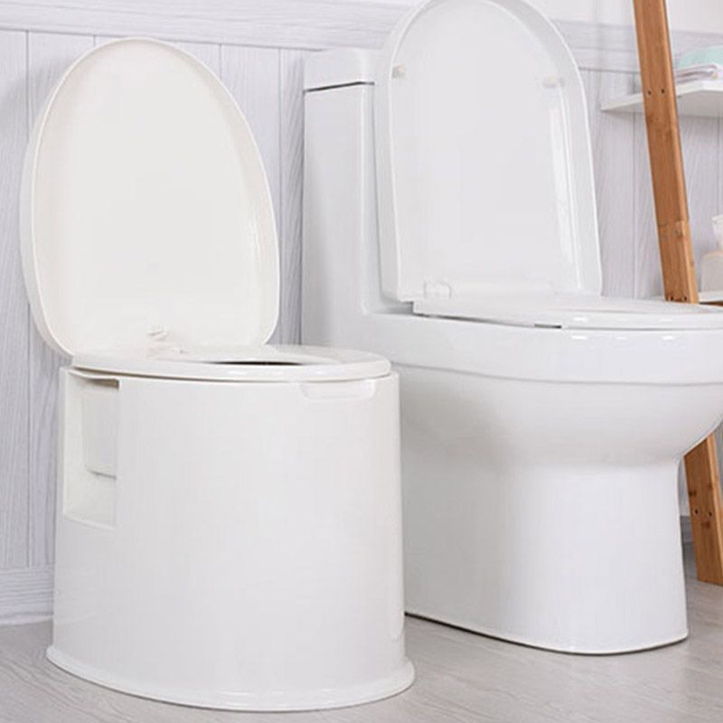 Frendorf | Moderne Kunststoff-WC-Bodenstehende Toilette mit sanftem Schließsitz für das Badezimmer