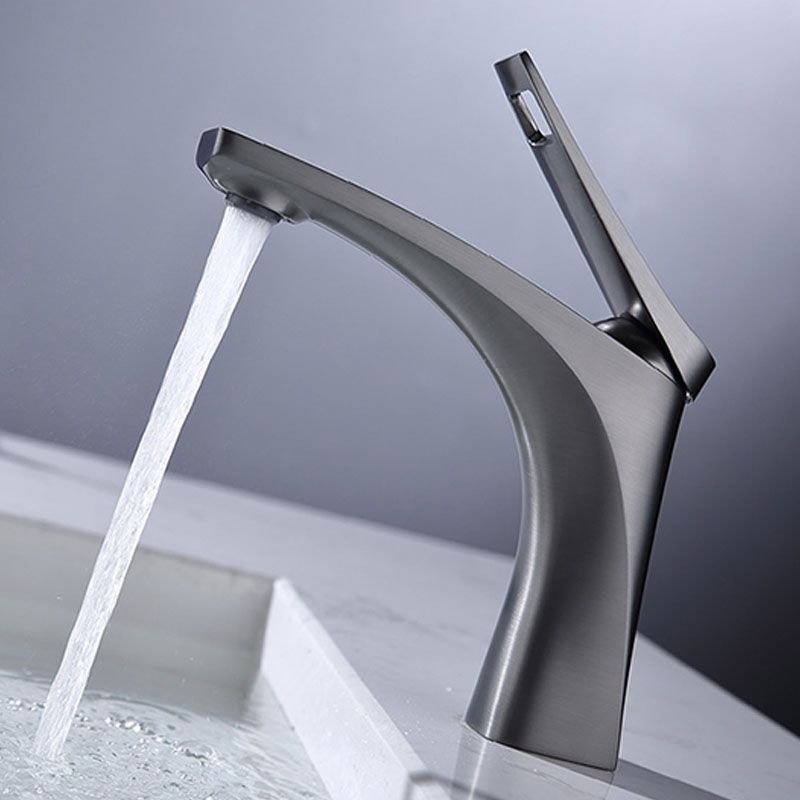 Frendorf | Moderner Gefäß Wasserhahn Messing Hebelgriffe Niedriger Bogen mit Wasserschlauch Badezimmer Gefäß Wasserhahn