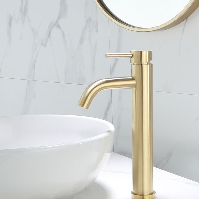 Frendorf | Deck Mounted Roman Tub Faucet Low Arc Tub Faucet Set in Gold