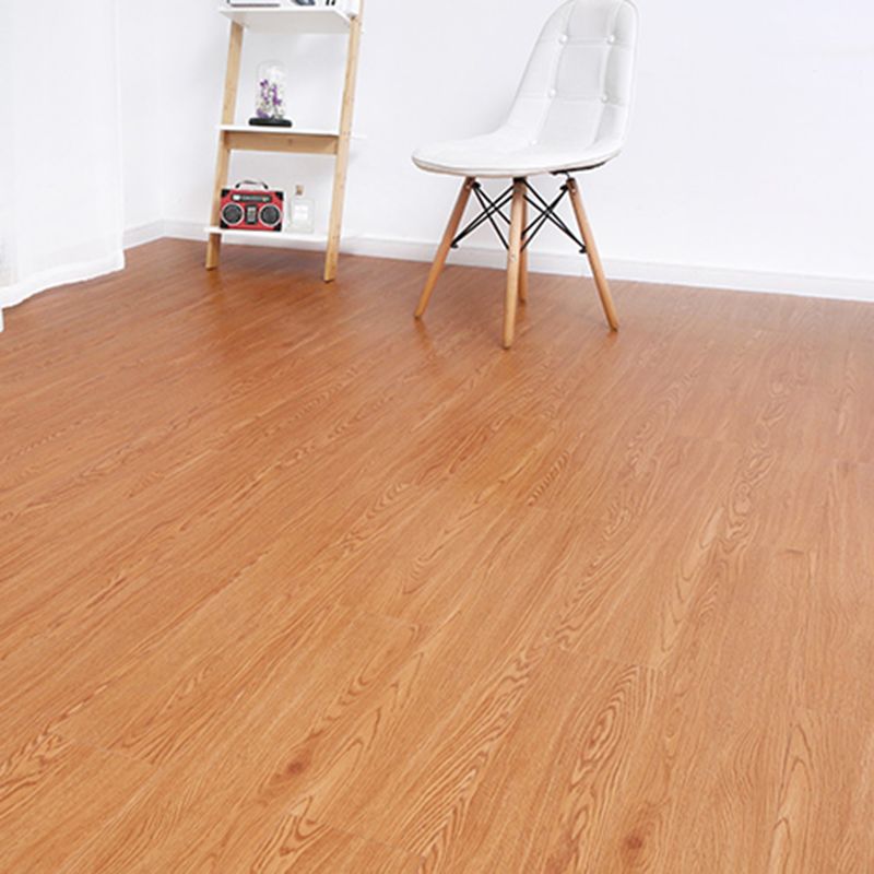 Frendorf | PVC-Bodenbelag Peel and Stick Glatte Holzoptik Rechteck Vinylboden