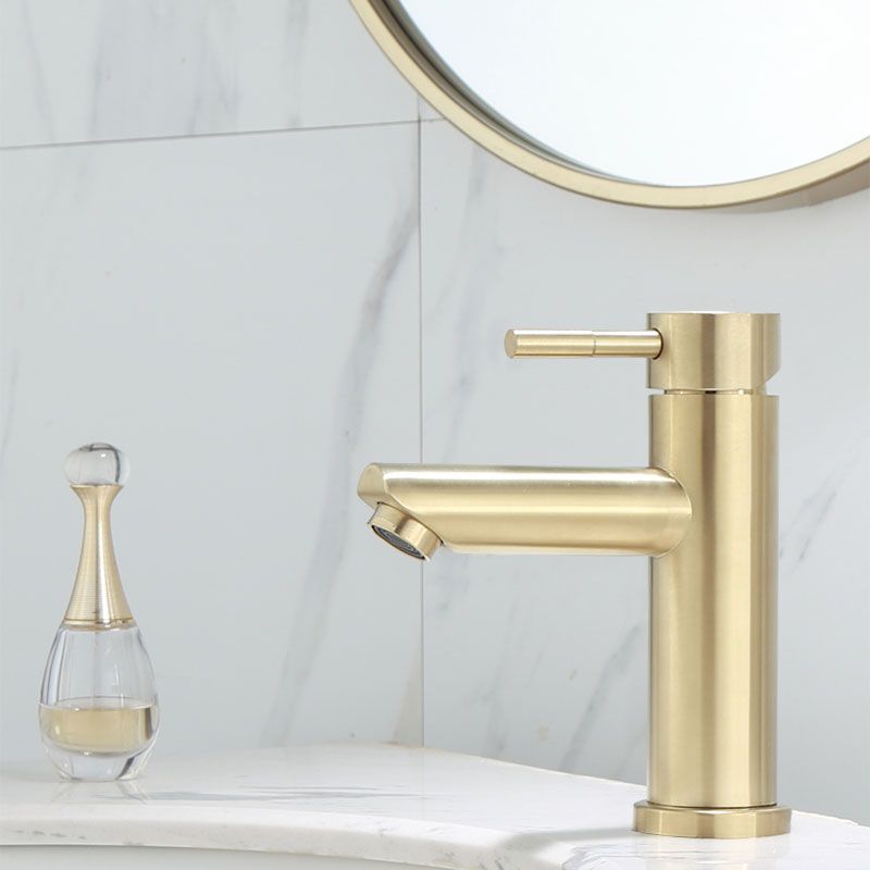 Frendorf | Deck Mounted Roman Tub Faucet Low Arc Tub Faucet Set in Gold