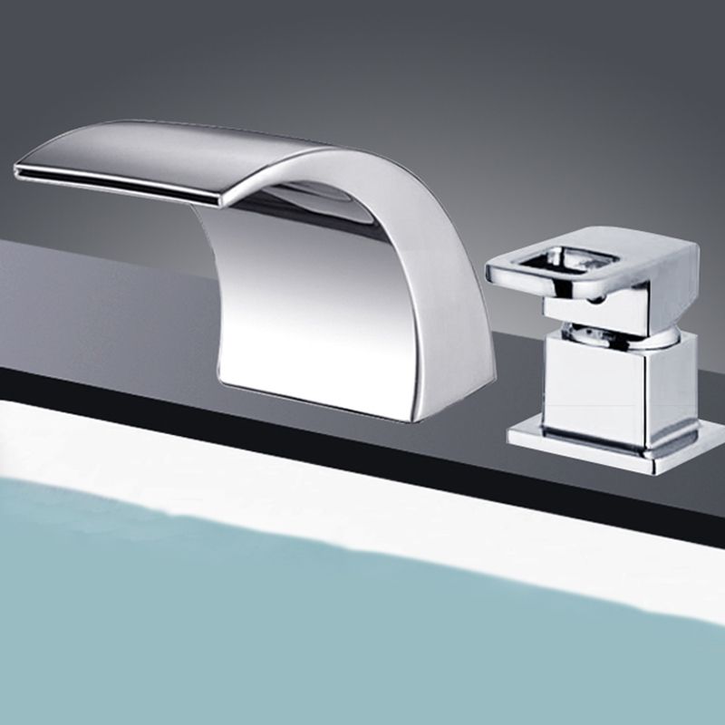 Frendorf | Moderner Messing Roman Badewannenarmatur Wasserfallauslauf Badewannenarmatur