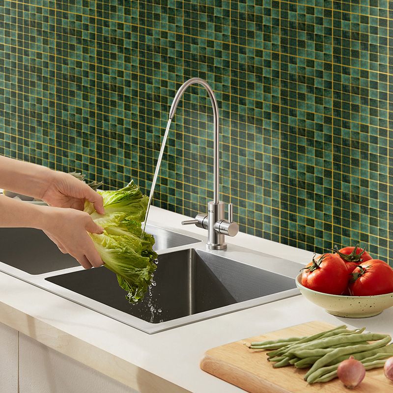 Frendorf | Peel & Stick Mosaikfliese Quadrat Kunststoff Fleckenresistente Fliese - Peel & Stick für Dusche