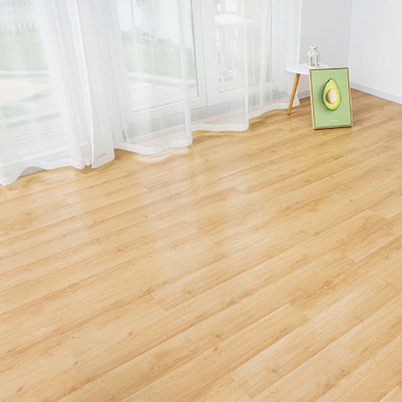 Frendorf | PVC-Bodenbelag Peel and Stick Glatte Holzoptik Rechteck Vinylboden