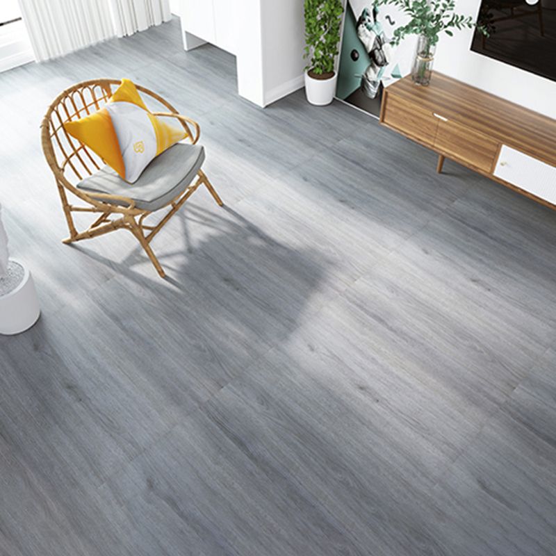 Frendorf | Modernes PVC-Fußbodenbelag Peel and Stick Holzlook geprägte Vinylbodenfliesen