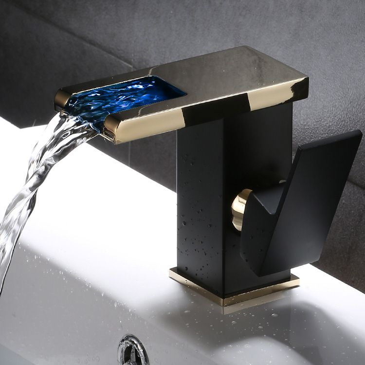 Frendorf | Waschbecken Wasserfall Auslauf Einhandarmatur mit LED Licht