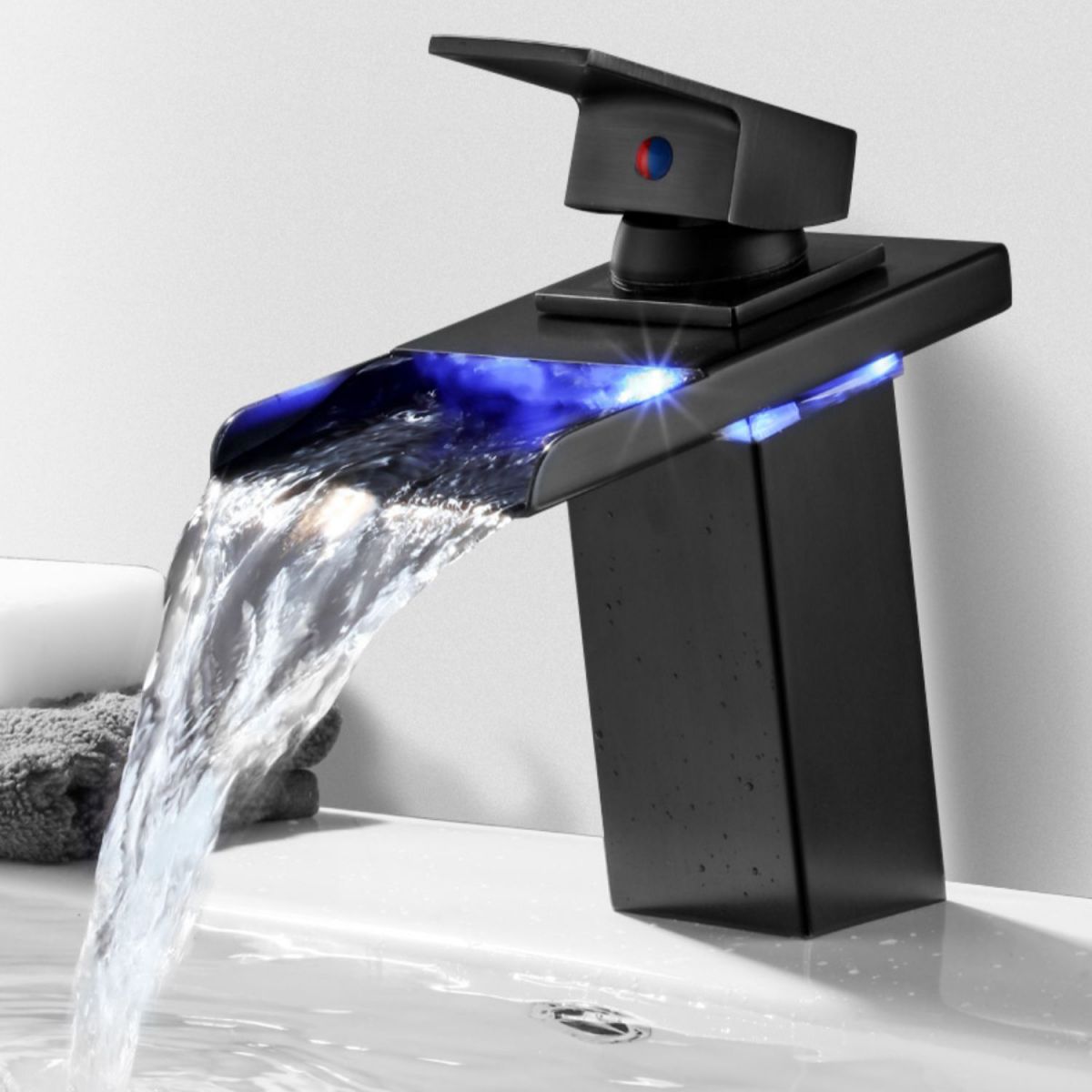 Frendorf | Waschbecken Wasserfall Auslauf Einhandarmatur mit LED Licht