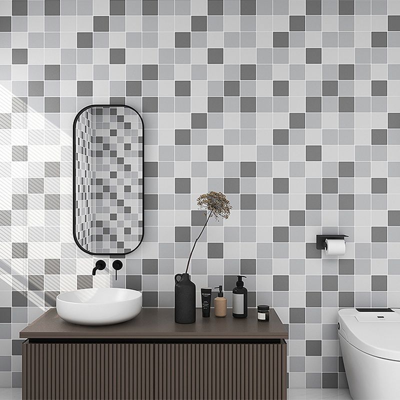 Frendorf | Modern Mosaic Tile Wasserdicht Glatt Peel and Stick Rückwandfliese für das Badezimmer