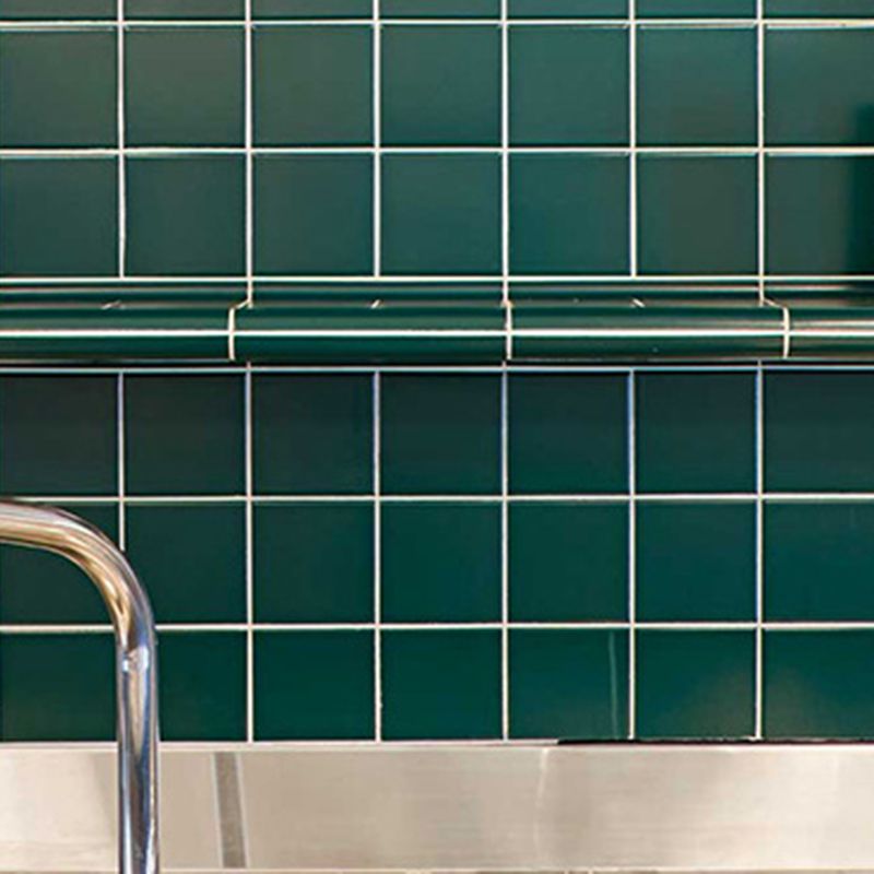 Frendorf | Quadrat Mosaik Peel & Stick Fliese in Grün Wasserbeständige Mosaikfliese