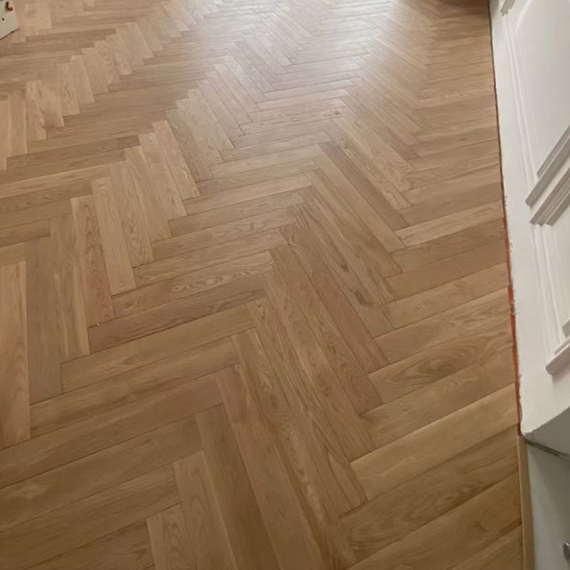 Frendorf | Traditionelle Holzfliesen Drahtgebürstetes Parkett Klickverschluss Holzbodenpaneele
