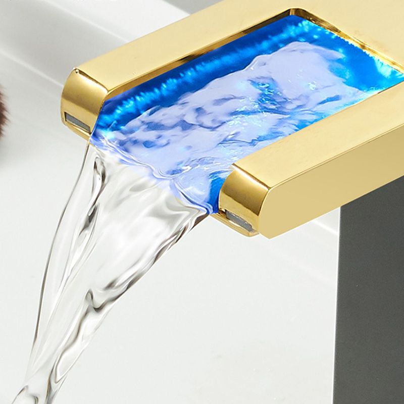 Frendorf | Moderner Wasserfallauslauf Waschbeckenarmatur mit LED Messing Waschbeckenarmatur