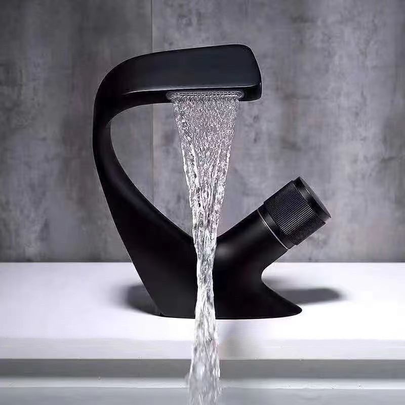Frendorf | Knopfgriff Wasserhahn Zeitgenössischer Stil Wasserhahn mit Wasserfallauslauf