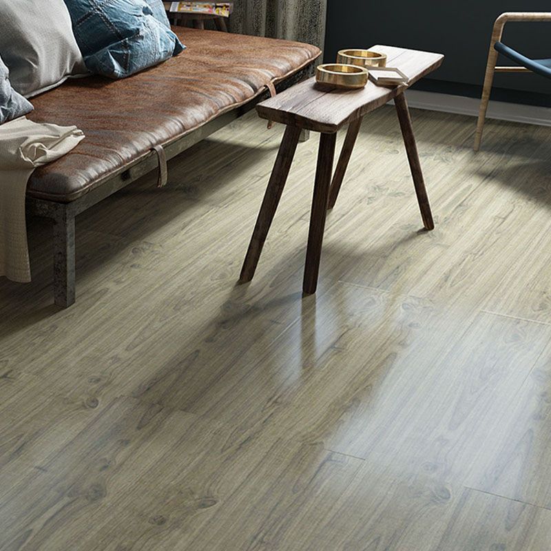 Frendorf | Holzlook PVC-Bodenbelag Niedrigglanz Peel and Stick Vinylboden