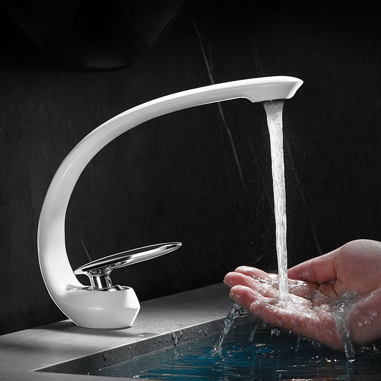Frendorf | Einzigartiger Badezimmer Wasserfallauslauf Messing Waschbeckenarmatur