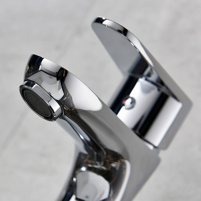 Frendorf | Basic Metall Waschbecken Wasserhahn Silber Badezimmer Wasserhahn mit Hebelgriff