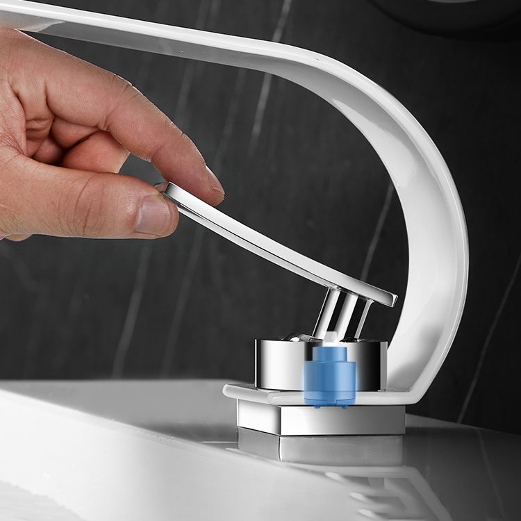 Frendorf | Badarmatur Messing Wasserfallauslauf Hebelgriff Waschbeckenarmatur