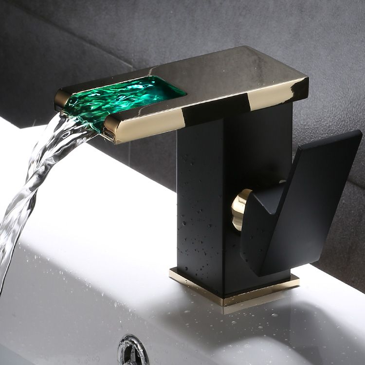 Frendorf | Waschbecken Wasserfall Auslauf Einhandarmatur mit LED Licht