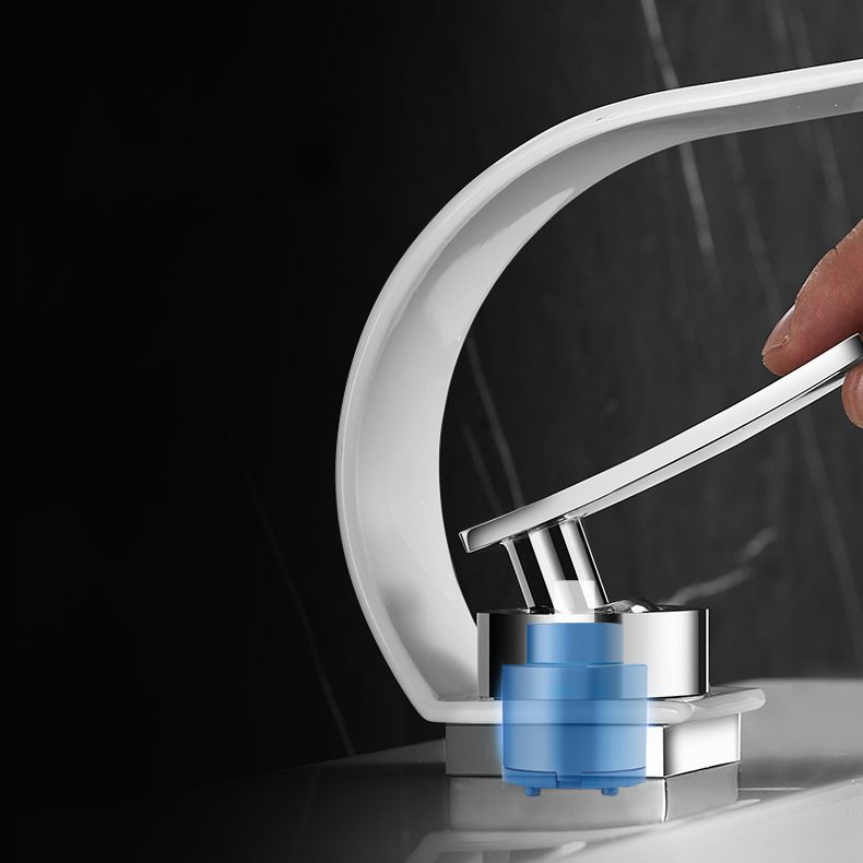 Frendorf | Badarmatur Messing Wasserfallauslauf Hebelgriff Waschbeckenarmatur