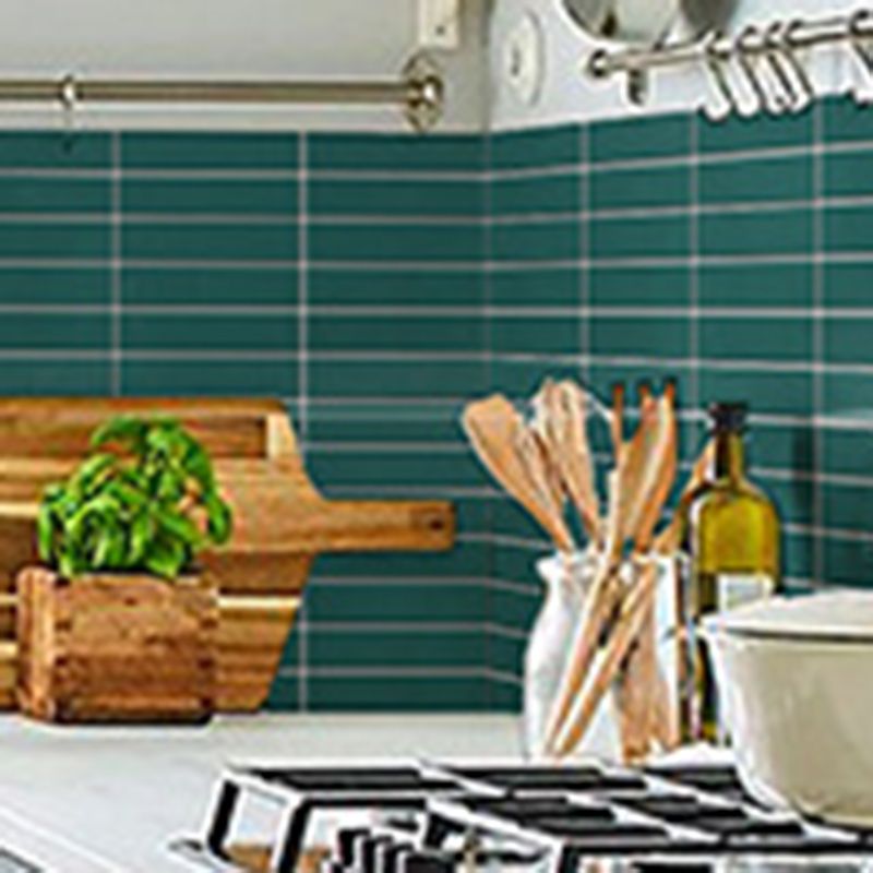 Frendorf | Quadrat Mosaik Peel & Stick Fliese in Grün Wasserbeständige Mosaikfliese