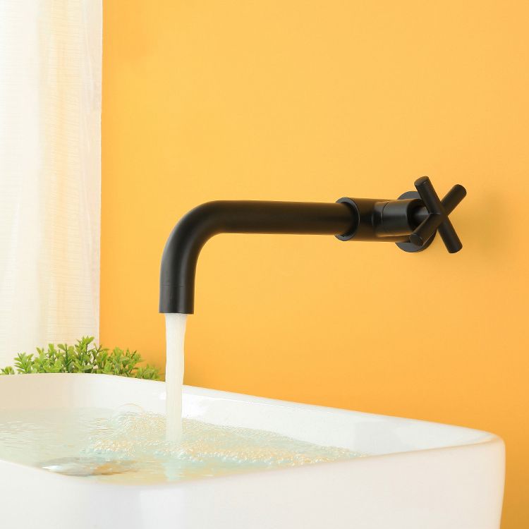 Frendorf | Wandmontierter Wasserhahn Einhebelarmatur Waschbeckenarmatur für das Bad