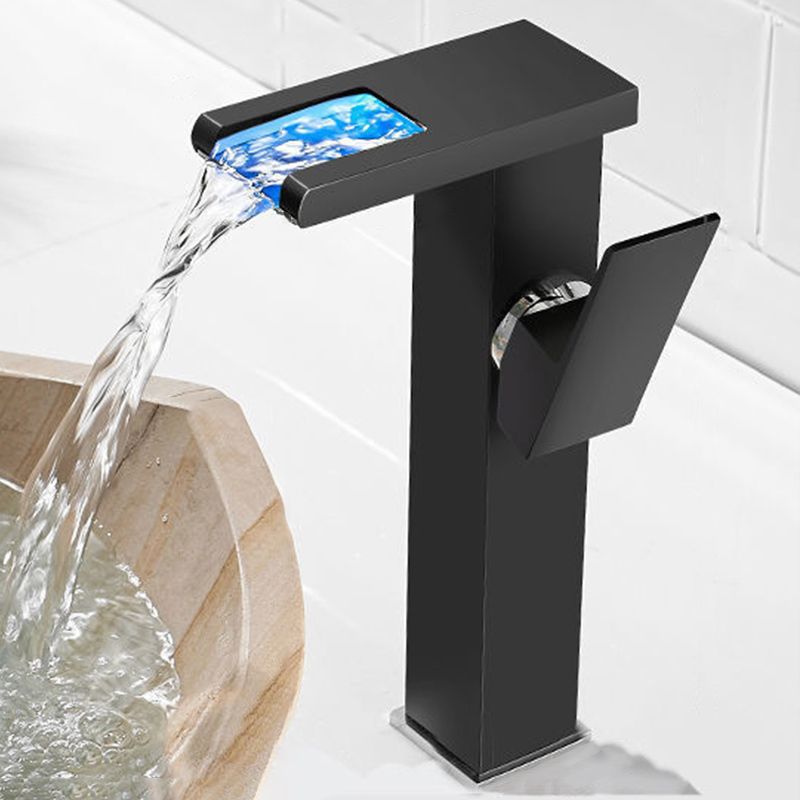 Frendorf | Moderner Wasserhahn für Waschbecken Messing Hebelgriffe LED Wasserfall Waschbeckenarmatur