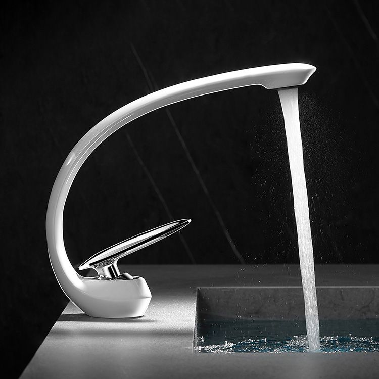 Frendorf | Einzigartiger Badezimmer Wasserfallauslauf Messing Waschbeckenarmatur
