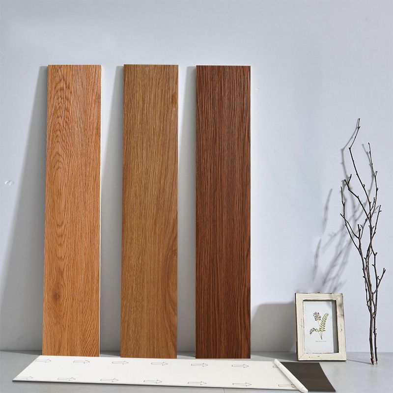 Frendorf | Glattes PVC-Bodenbelag Peel and Stick Holzlook Rechteck Vinylboden