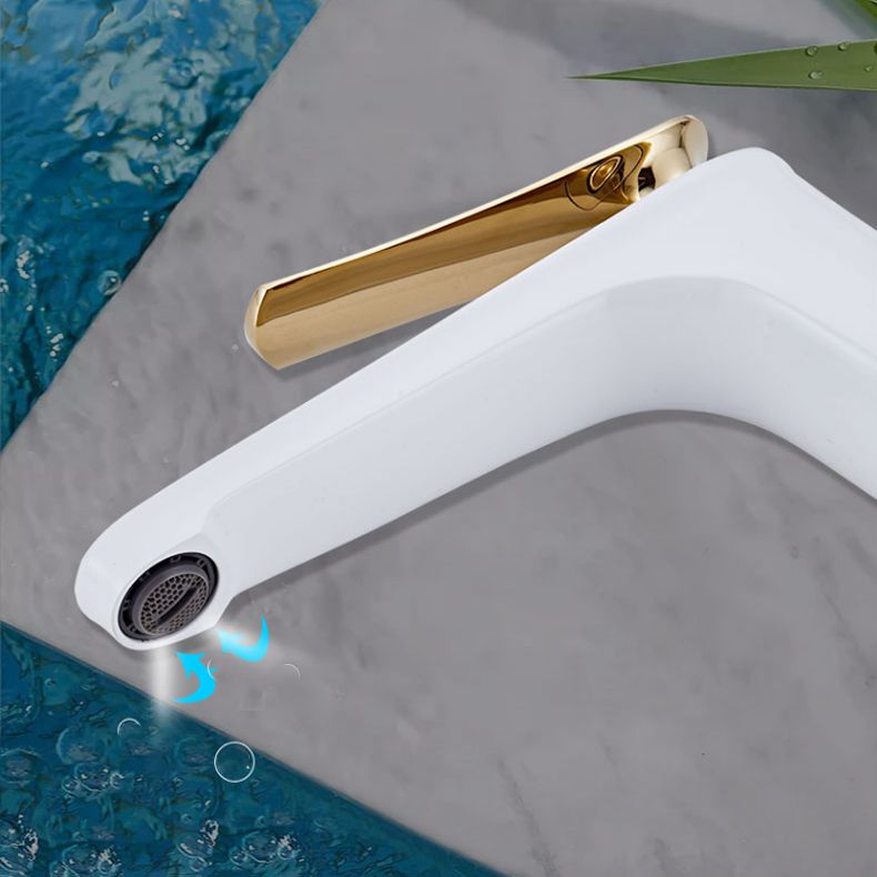 Frendorf | Luxus 1 Griff Waschbecken Badezimmer Wasserhahn Rund Messing Waschbecken Wasserhahn mit Wasserschlauch