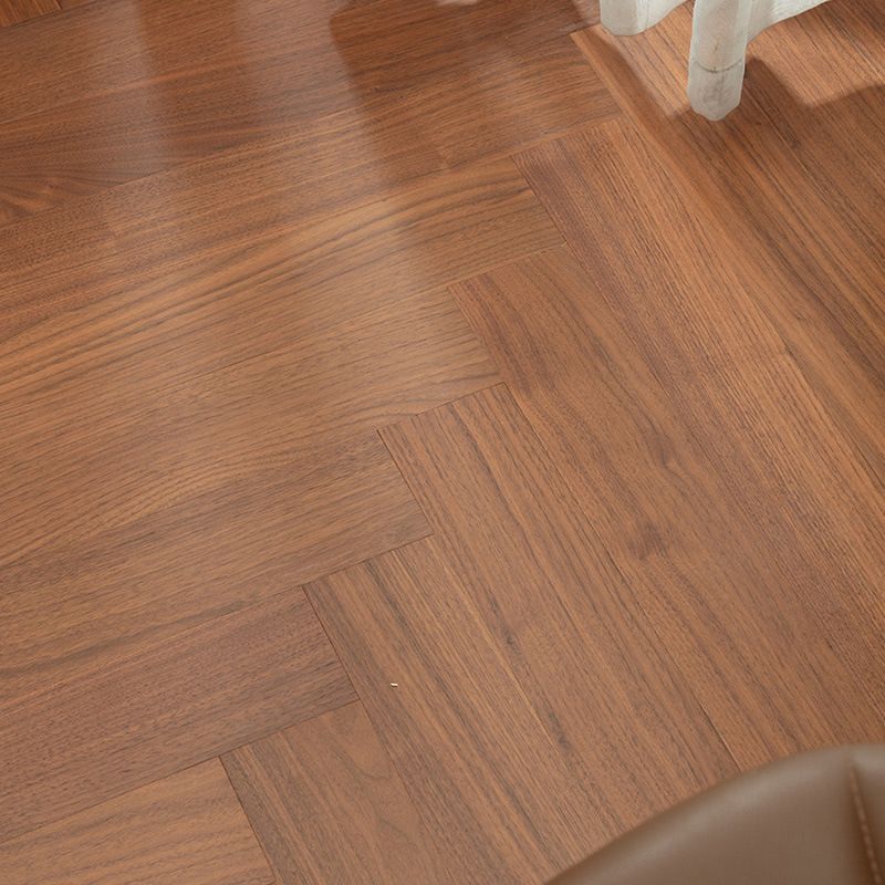 Frendorf | Rutschfester Laminatboden Klick-Lock Holzlaminat-Dielenboden