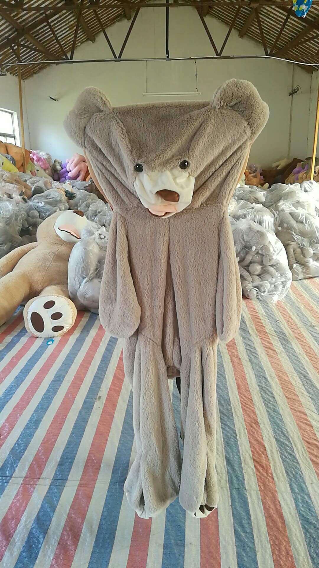 Frendorf | Riesiger Teddy Plüschbärtier Riesige Stofftiere Lederhülle