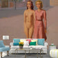 Frendorf | Custom Illustration Surreal Wandtapijten met Twee Meisjes die Langs een Straat Wandelen, Roze-Geel
