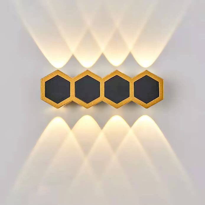 Frendorf | LumoHex Prime | Modernes Outdoor LED Wandlicht | Hexagon Schwarz-Gold Kombination