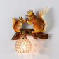 Frendorf | Crystanova Wandleuchte | Kreatives Eichhörnchen-Design | Kristall-Details | 1-flammige Lampe für Schlafzimmer