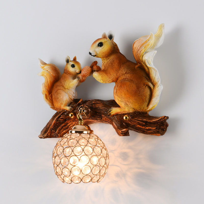 Frendorf | Crystanova Wandleuchte | Kreatives Eichhörnchen-Design | Kristall-Details | 1-flammige Lampe für Schlafzimmer