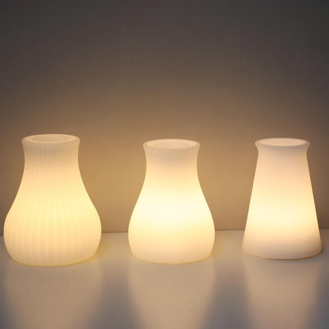 Frendorf | GeoGlow Kreative Geometrische LED Tischlampe | Batteriebetrieben & Fernbedienung | Nachtlicht & Dekoration
