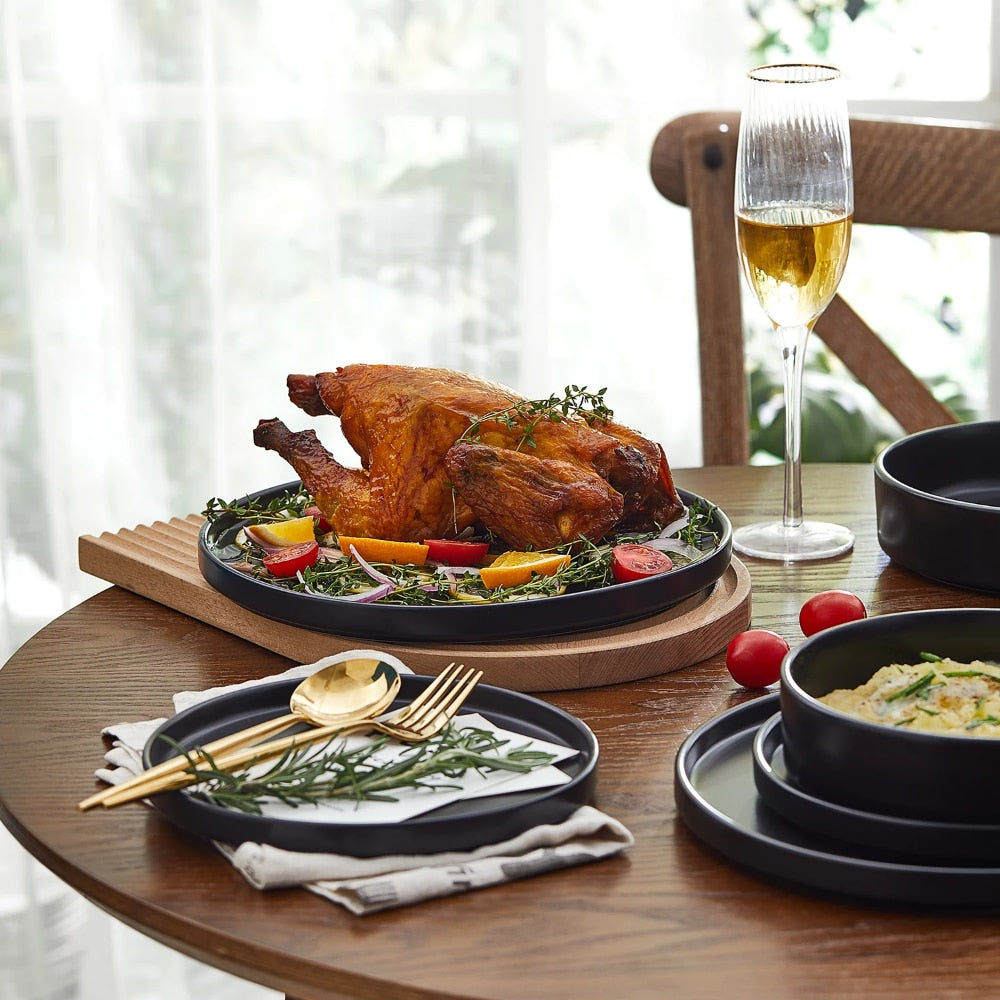 Frendorf | 12-teiliges Steingut Rundes Essgeschirr Set Schwarze Essgeschirr Sets