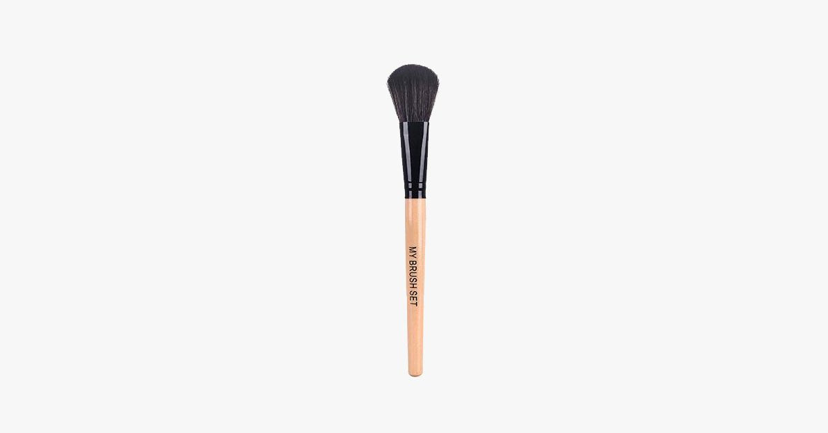 Frendorf | Blush Brush – Weil rosige Wangen niemals aus der Mode kommen