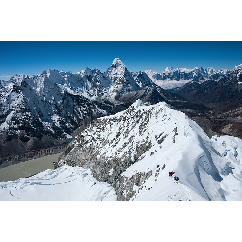 Frendorf | Snow Mountain Landscape Wandtapijten Hedendaagse Niet-Geweven Stof Wanddecoratie in Grijs-Blauw