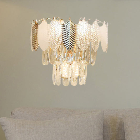 Frendorf | 3 Köpfe konische Wand Sconce Licht Moderne klare Kristall Wandlampe mit goldenen und Acrylblättern