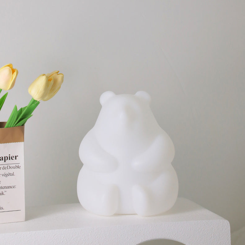 Zeitgenössische kreative Bären-PE-LED-Tischlampe für das Wohnzimmer