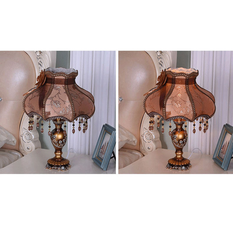 Frendorf | LaceLux Europäische Tischlampe | Stoff & Spitze | Elegante Harzfuß-Leuchte | Dekoration & Beleuchtung