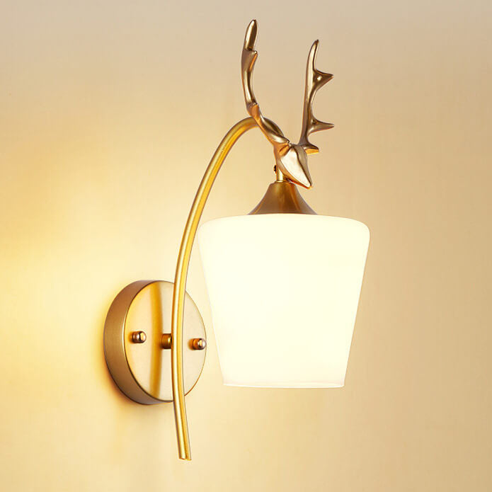 Frendorf | Branvia AntlerGlow Wandleuchte | Nordisches Design | Glas-Kegelschirm | 1-flammig | Rustikaler Stil