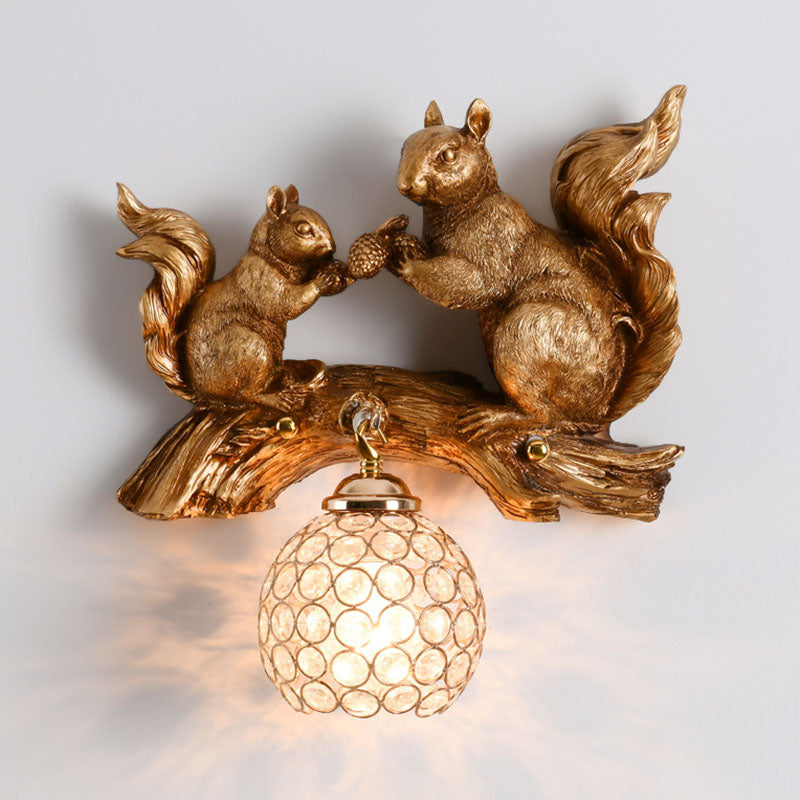Frendorf | Crystanova Wandleuchte | Kreatives Eichhörnchen-Design | Kristall-Details | 1-flammige Lampe für Schlafzimmer